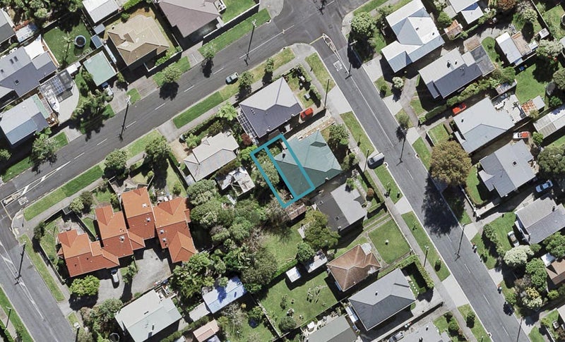 5/26 Moa Road, Point Chevalier, Auckland - Carousel 1