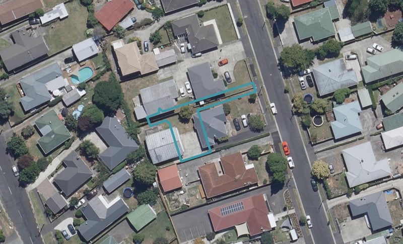 3/7 Fenwick Crescent, Hillcrest, Hamilton - Carousel 1