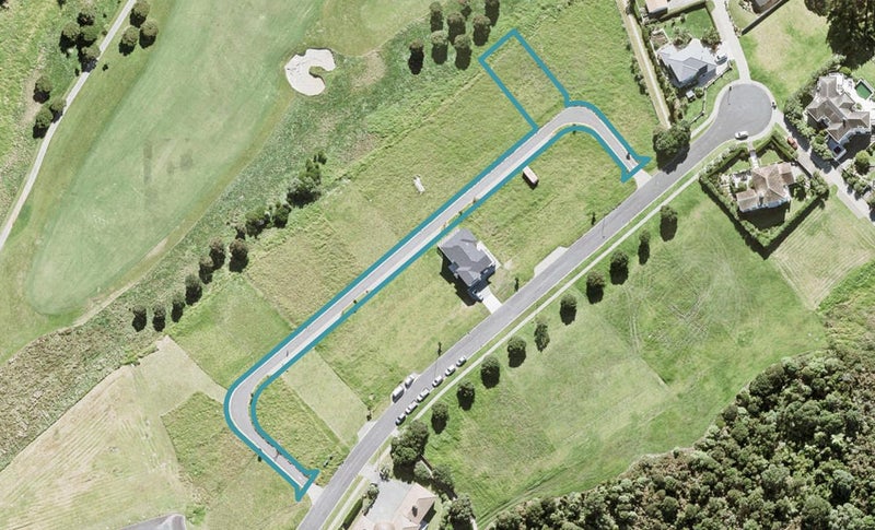 329 Pinecrest Drive, Gulf Harbour, Whangaparāoa - Carousel 1