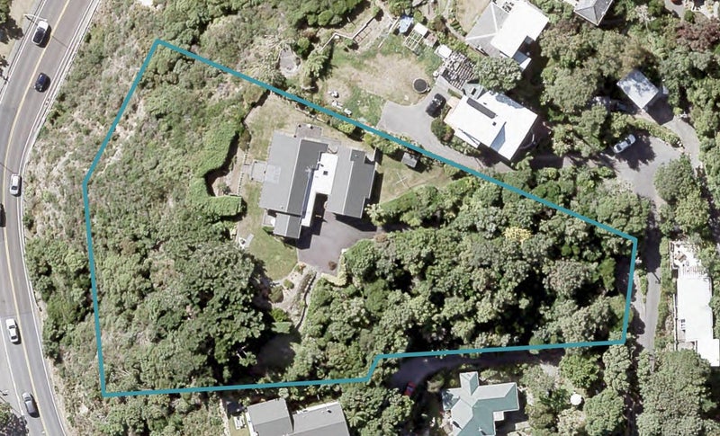 31 Waitohu Road, York Bay, Lower Hutt - Carousel 1