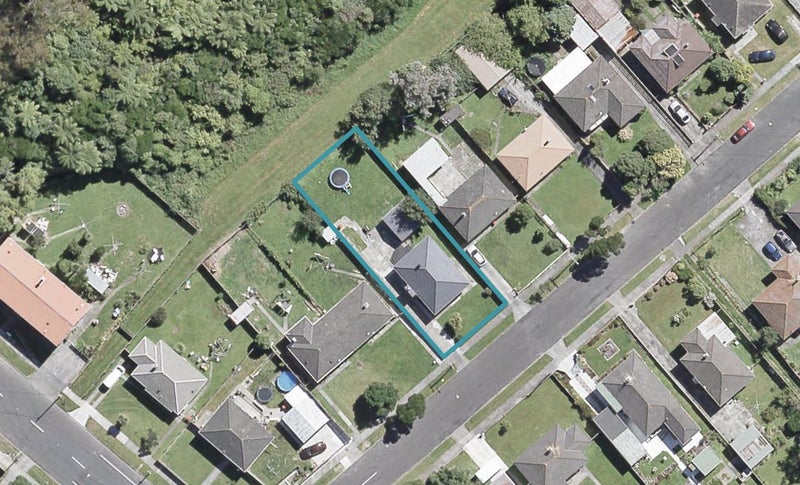 35 Fleet Street, Naenae, Lower Hutt - Carousel 1
