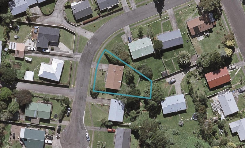 9 Brixham Place, Merrilands, New Plymouth - Carousel 1
