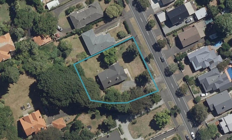 237 River Road, Claudelands, Hamilton - Carousel 1