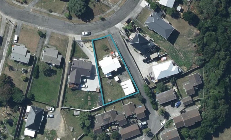 79 Waiuta Street, Titahi Bay, Porirua - Carousel 1
