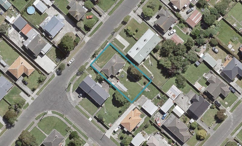 44 Compton Crescent, Taita, Lower Hutt - Carousel 1