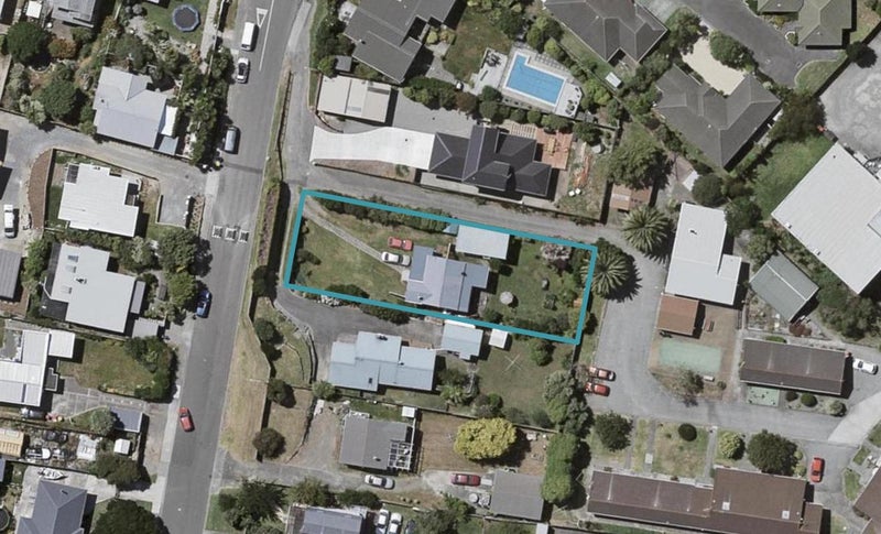 33 Bluegum Road, Paraparaumu Beach, Paraparaumu - Carousel 1
