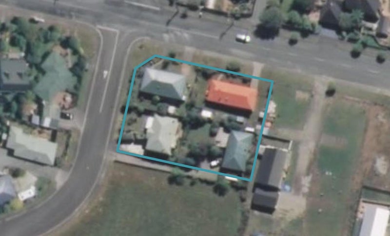 4 Ellesmere Place, Oceanview, Timaru - Carousel 1