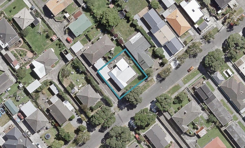 21 Bauchop Road, Waterloo, Lower Hutt - Carousel 1