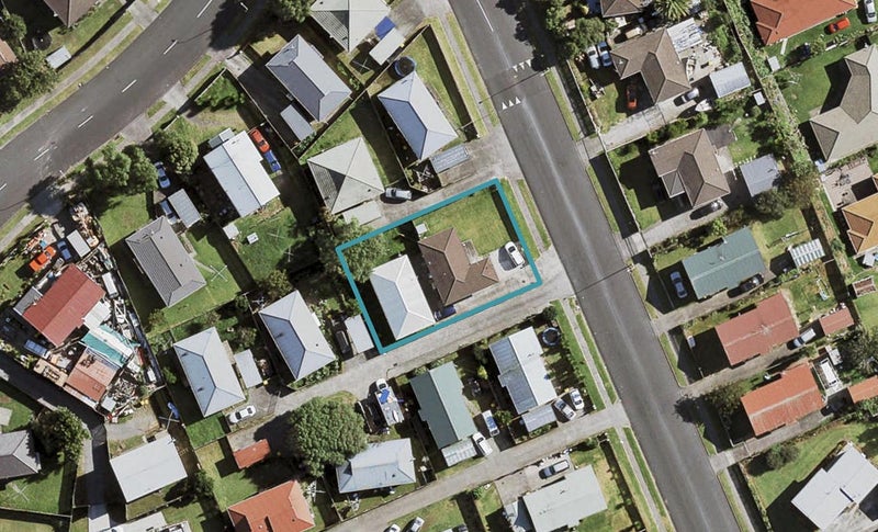 46 Barneys Farm Road, Clendon Park, Auckland - Carousel 1