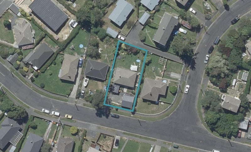 15 Allenby Avenue, Liberton, Dunedin - Carousel 1