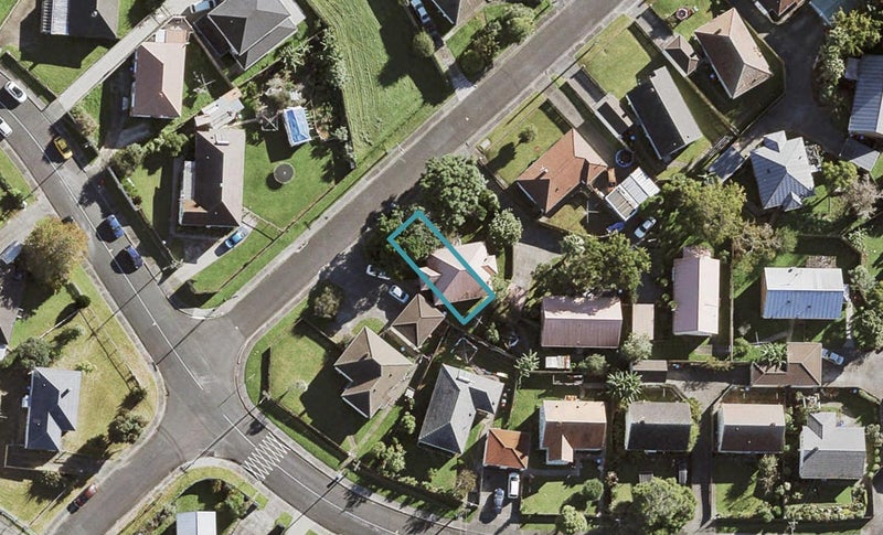 13 Balfron Avenue, Mount Roskill, Auckland - Carousel 1
