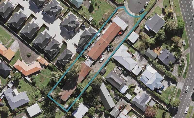3/5 Deering Place, Papatoetoe, Auckland - Carousel 1