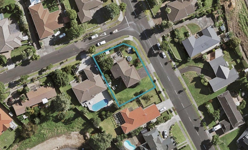 30 Brylee Drive, Conifer Grove, Takanini - Carousel 1