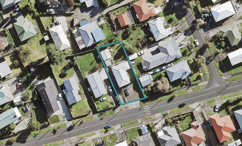 55 Valonia Street, New Windsor, Auckland - Carousel 1