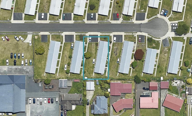 9 Lucas Place, Fenton Park, Rotorua - Carousel 1