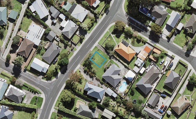 7/41 Kervil Avenue, Te Atatu Peninsula, Auckland - Carousel 1