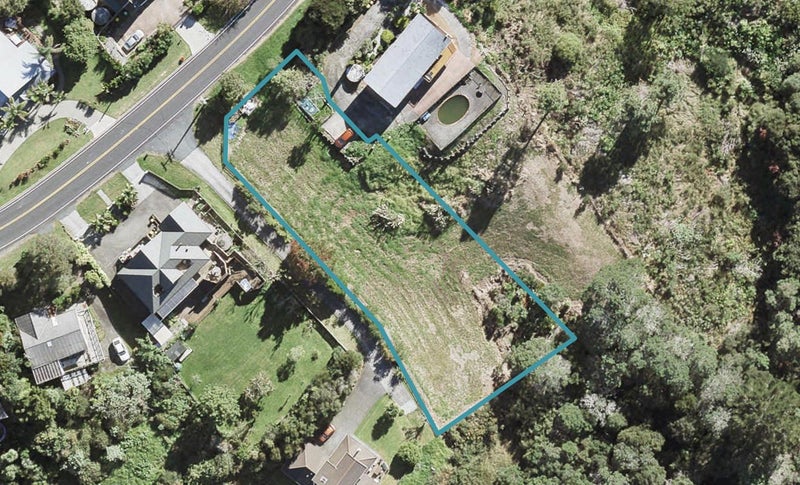 91 Lonely Track Road, Fairview Heights, Auckland - Carousel 1