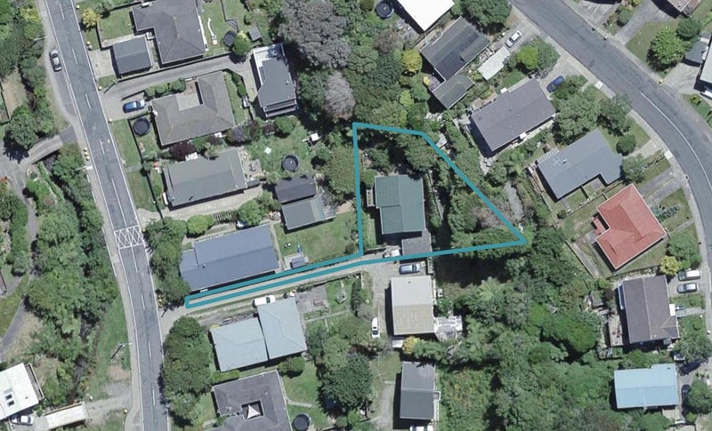 81 South Karori Road, Karori, Wellington - Carousel 1