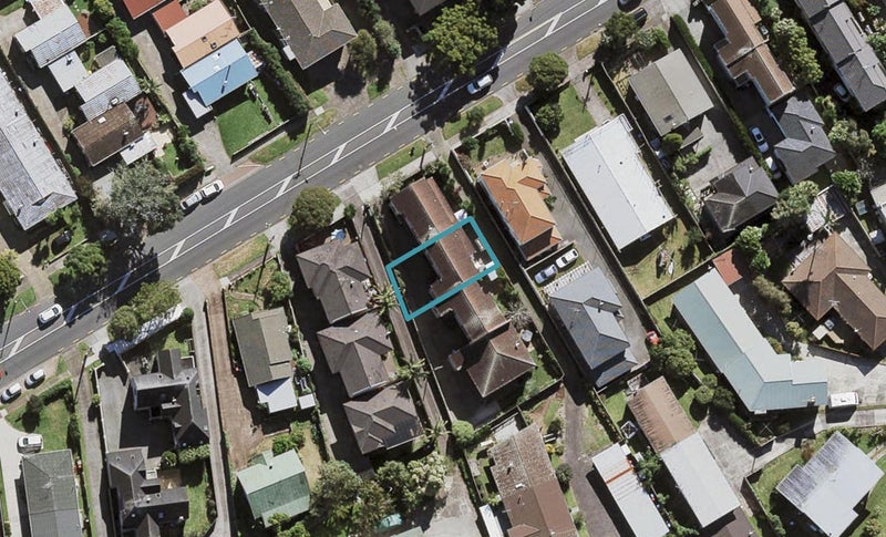 1/27 Campbell Road, One Tree Hill, Auckland - Carousel 1