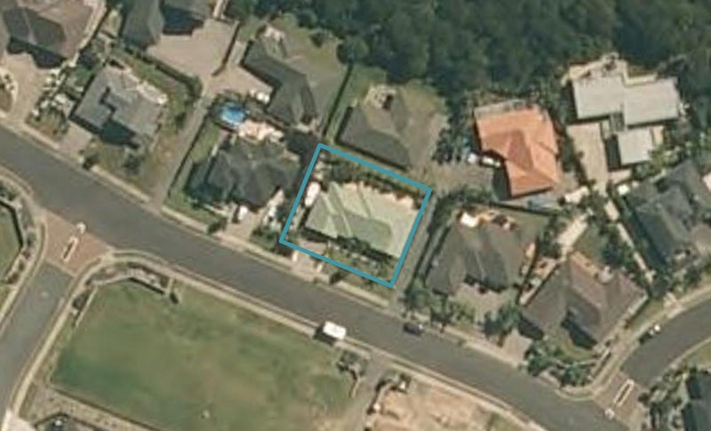 17 Grovenor Drive, Orewa, Orewa - Carousel 1