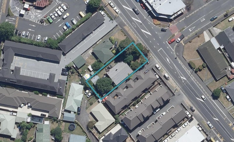 225 Peachgrove Road, Claudelands, Hamilton - Carousel 1