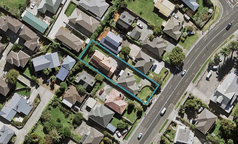 221 Hillsborough Road, Hillsborough, Auckland - Carousel 1