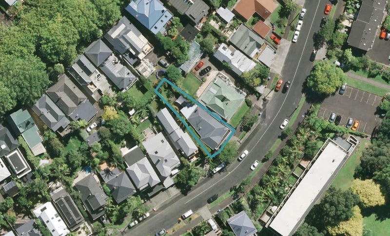 42A Collingwood Street, Freemans Bay, Auckland - Carousel 1