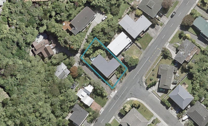 123 Tirohanga Road, Tirohanga, Lower Hutt - Carousel 1