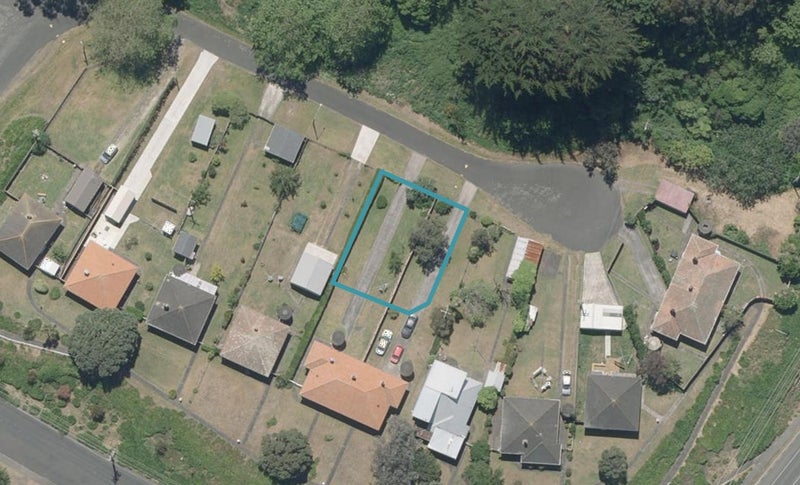 10 Denby Place, Springvale, Whanganui - Carousel 1
