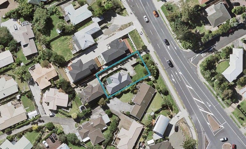 434 East Coast Road, Windsor Park, Auckland - Carousel 1