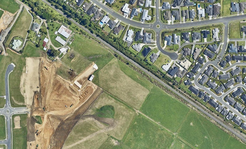 35 Korora Crescent, OMOKOROA - Carousel 1