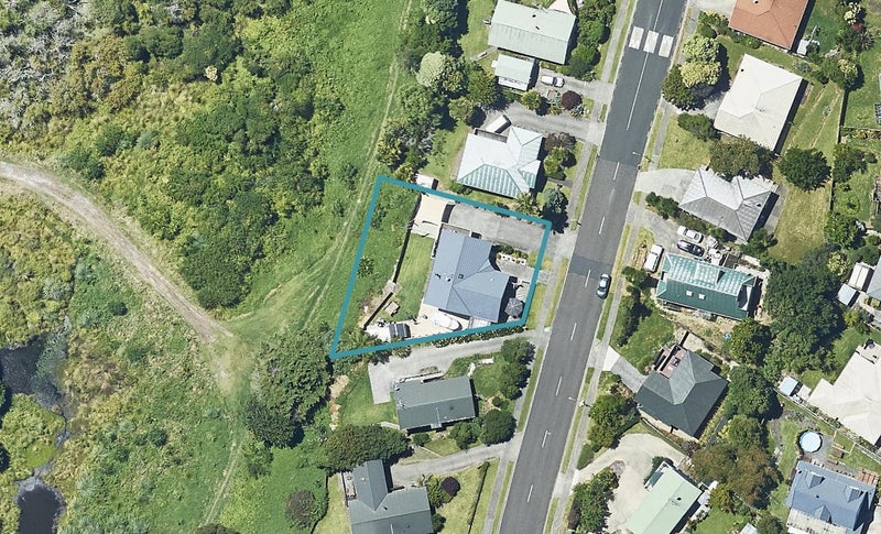 33 Tom Muir Drive, Gate Pa, Tauranga - Carousel 1