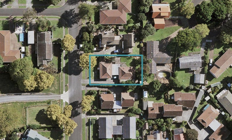 16B Kindergarten Drive, Conifer Grove, Takanini - Carousel 1