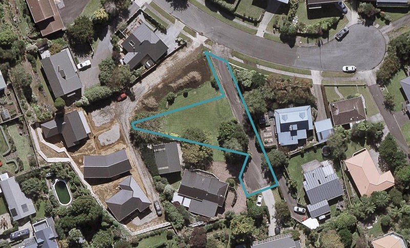 26 Rossiter Crescent, Lynmouth, New Plymouth - Carousel 1