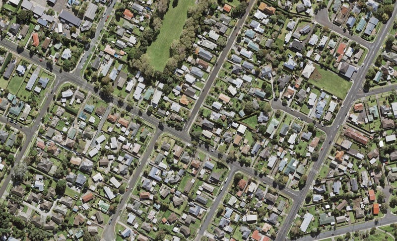 42 Sullivan Avenue, Mangere Bridge, Auckland - Carousel 1