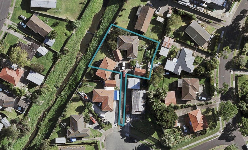 5 Kendall Court, Wattle Downs, Auckland - Carousel 1