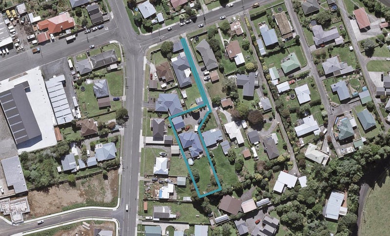 6 Saxton Road, Upper Vogeltown, New Plymouth - Carousel 1