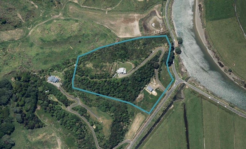 4 Ohiwa Harbour Road, Waiotahe, Opotiki - Carousel 1