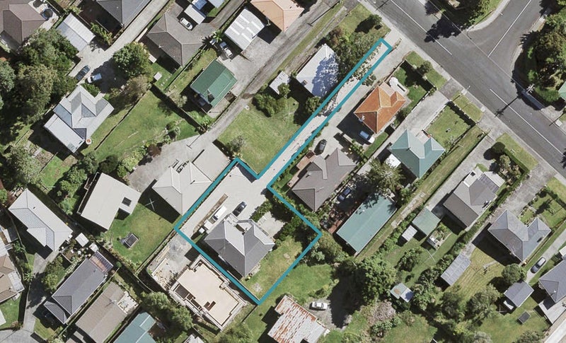 77B Awaroa Road, Sunnyvale, Auckland - Carousel 1