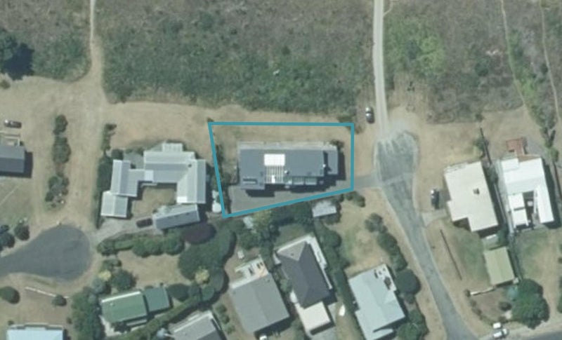 3 Transit Street, Cooks Beach, Whitianga - Carousel 1