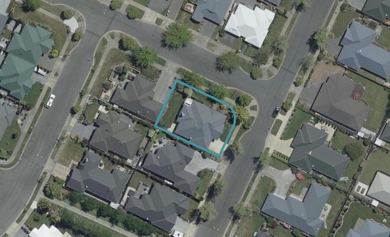 10 Mistral Road, Northwood, Christchurch - Carousel 1