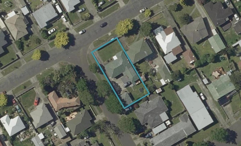 14 Liverpool Street, Takaro, Palmerston North - Carousel 1
