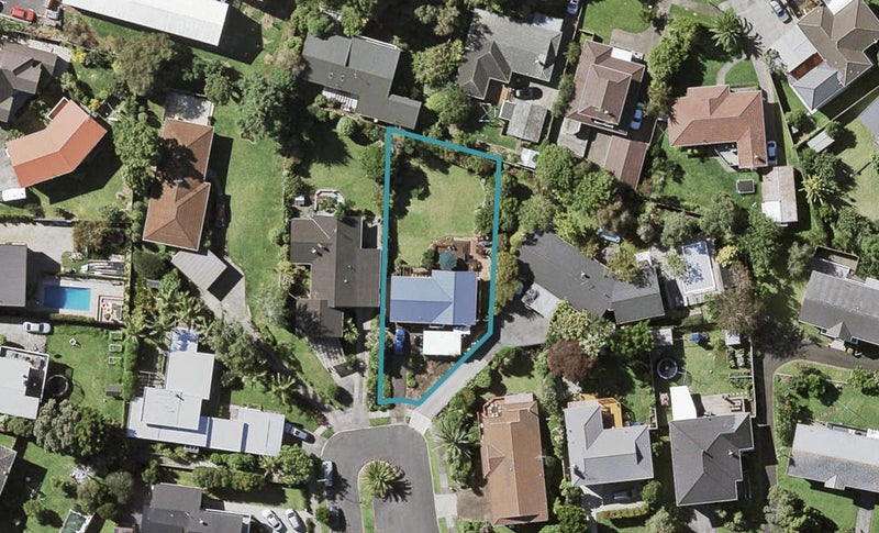 17 Imatra Place, Sunnyhills, Auckland - Carousel 1
