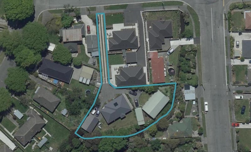 2/4 Orion Street, Shirley, Christchurch - Carousel 1