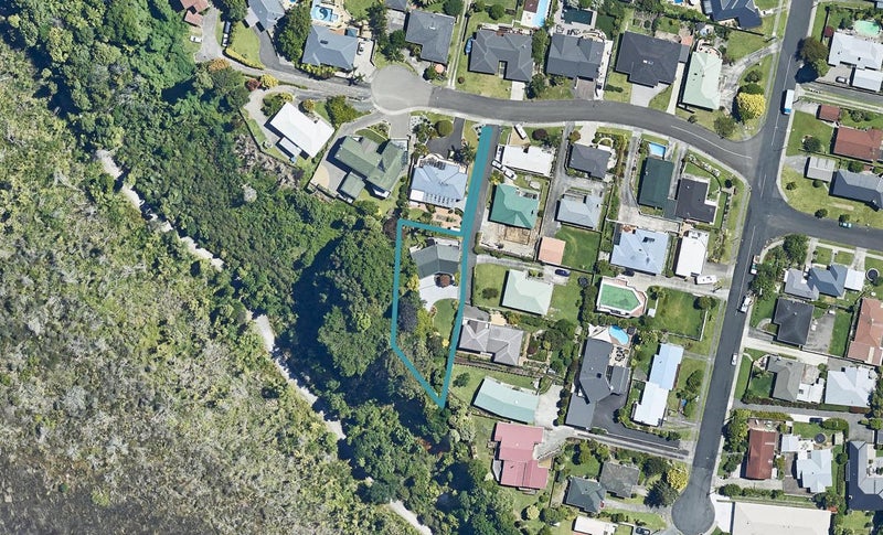 14 Mana Street, Otumoetai, Tauranga - Carousel 1