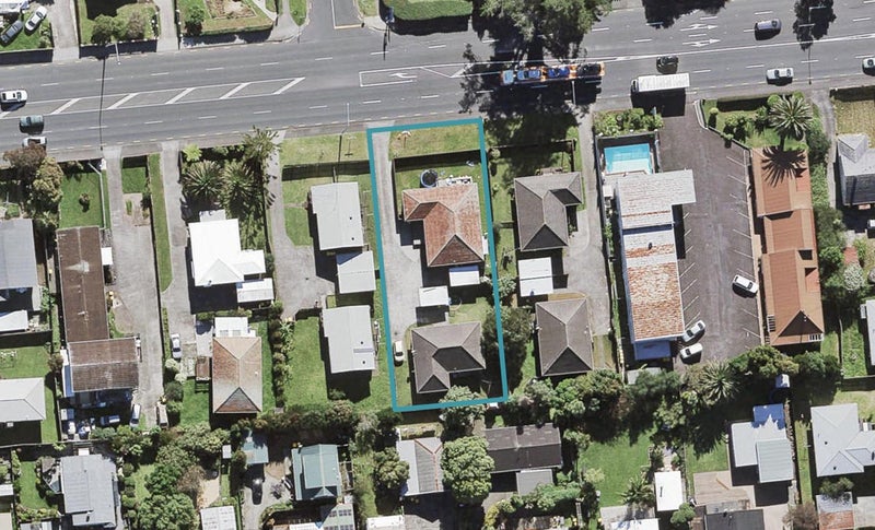 3166 Great North Road, New Lynn, Auckland - Carousel 1