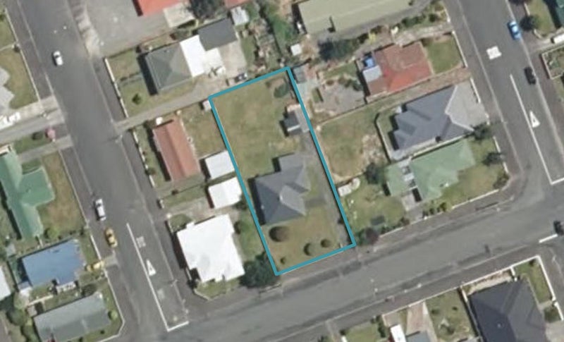 15 Waterloo Street, Dannevirke - Carousel 1