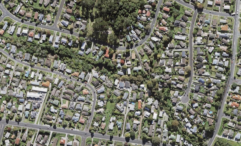 101 Kemp Road, Massey, Auckland - Carousel 1