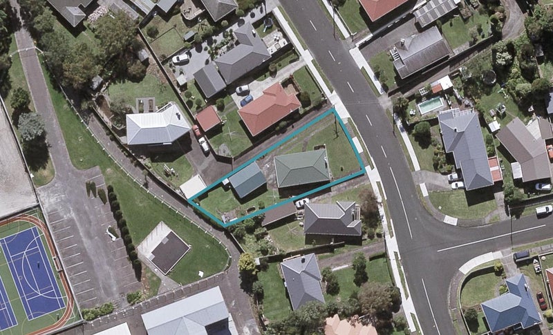 10 Belair Avenue, Blagdon, New Plymouth - Carousel 1