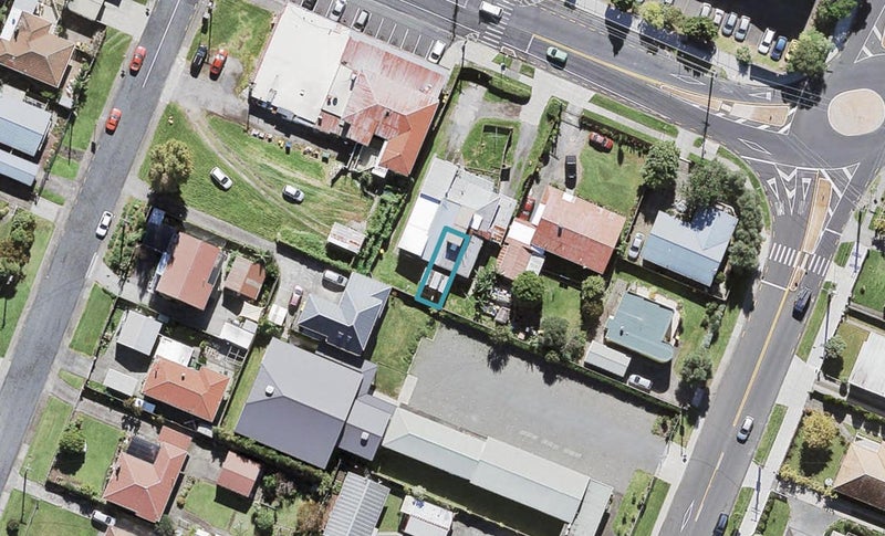 7/6 St Leonards Road, Kelston, Auckland - Carousel 1